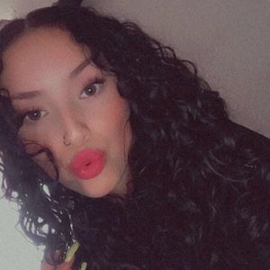 Meet your Posher, Alisa